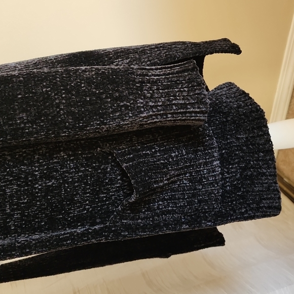 NWT Jones New York Oversize Sweater - Picture 4 of 8